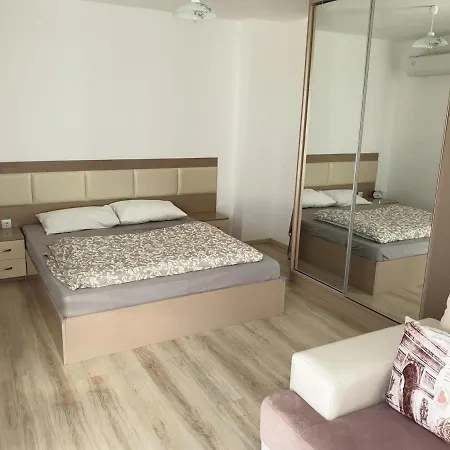 Modern Penthouse With Full Sea View K&r アパート スヴェティ・ヴラス