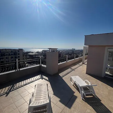 Modern Penthouse With Full Sea View K&r