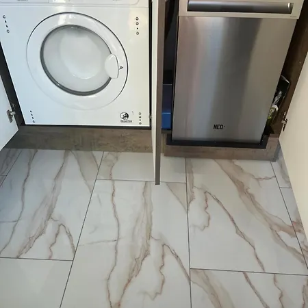 Modern Penthouse With Full Sea View K&r アパート