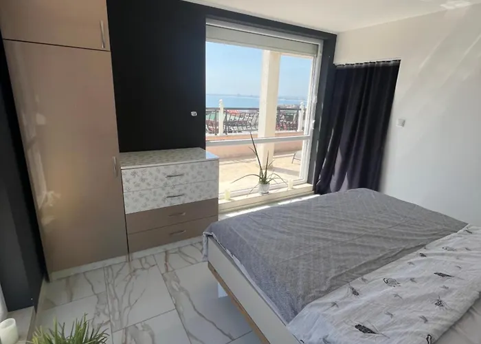 Διαμέρισμα Modern Penthouse With Full Sea View K&r